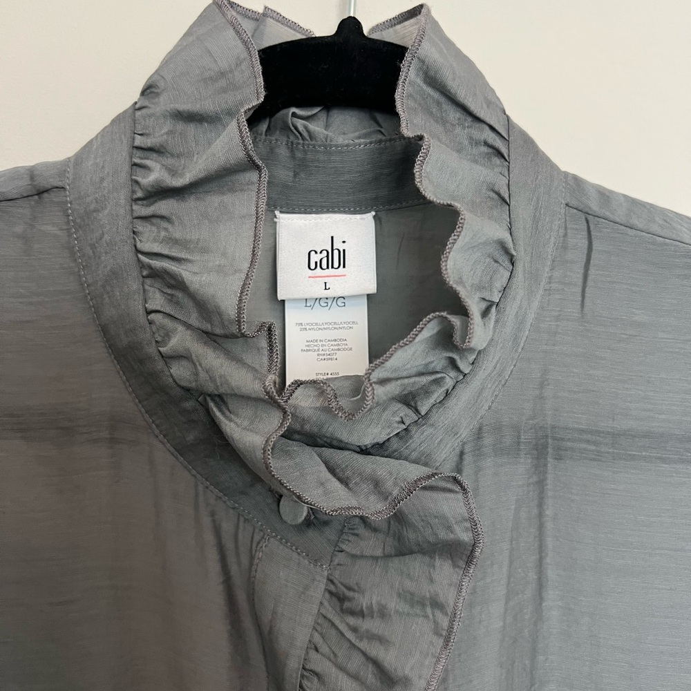 Cabi Coin Top Grey Sheer Ruffle Collar Sleeveless Button‎ Down Blouse 4555 Large - Picture 4 of 5